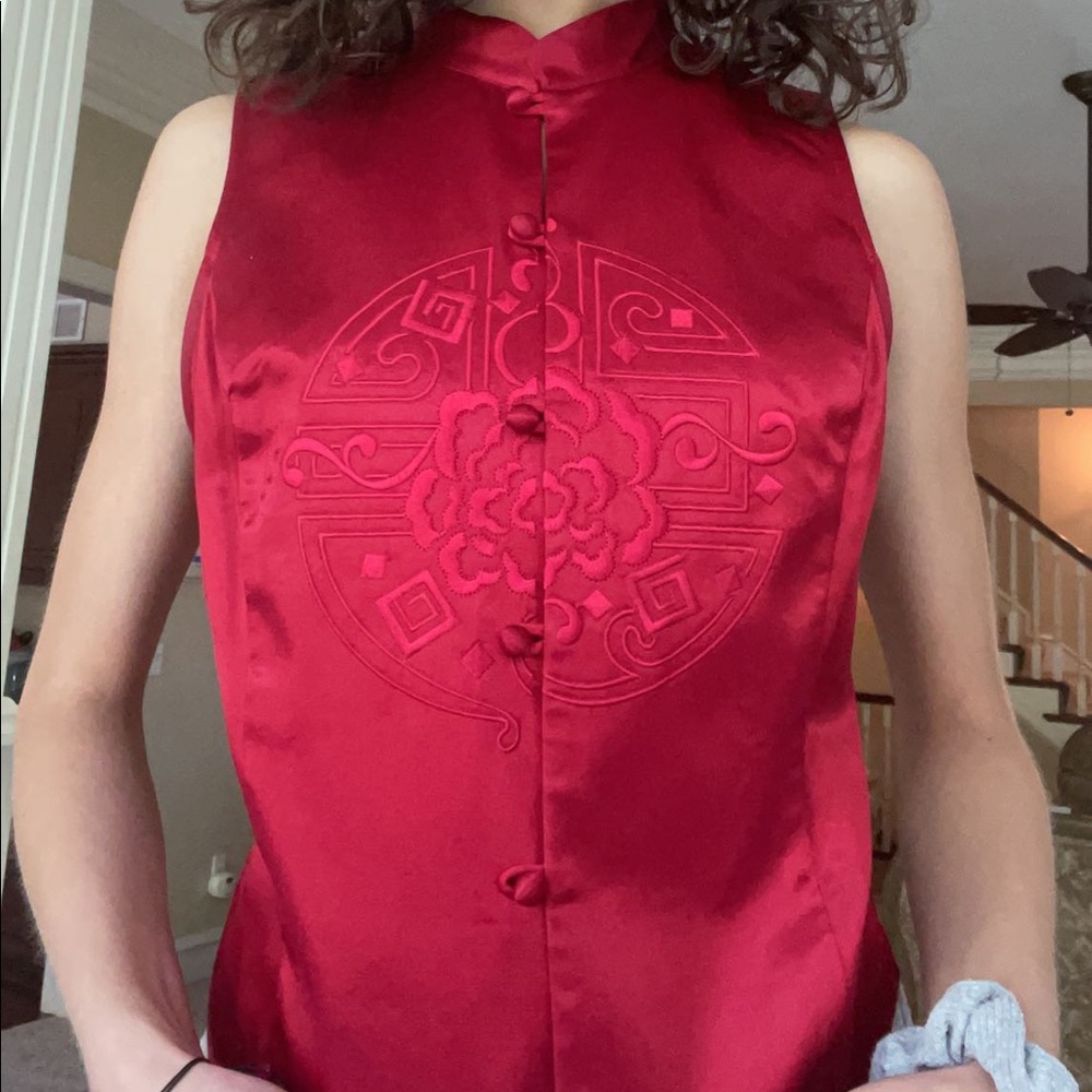 Vintage Red Button up Silk Blouse with desig❤️